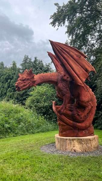 red dragon wood carving